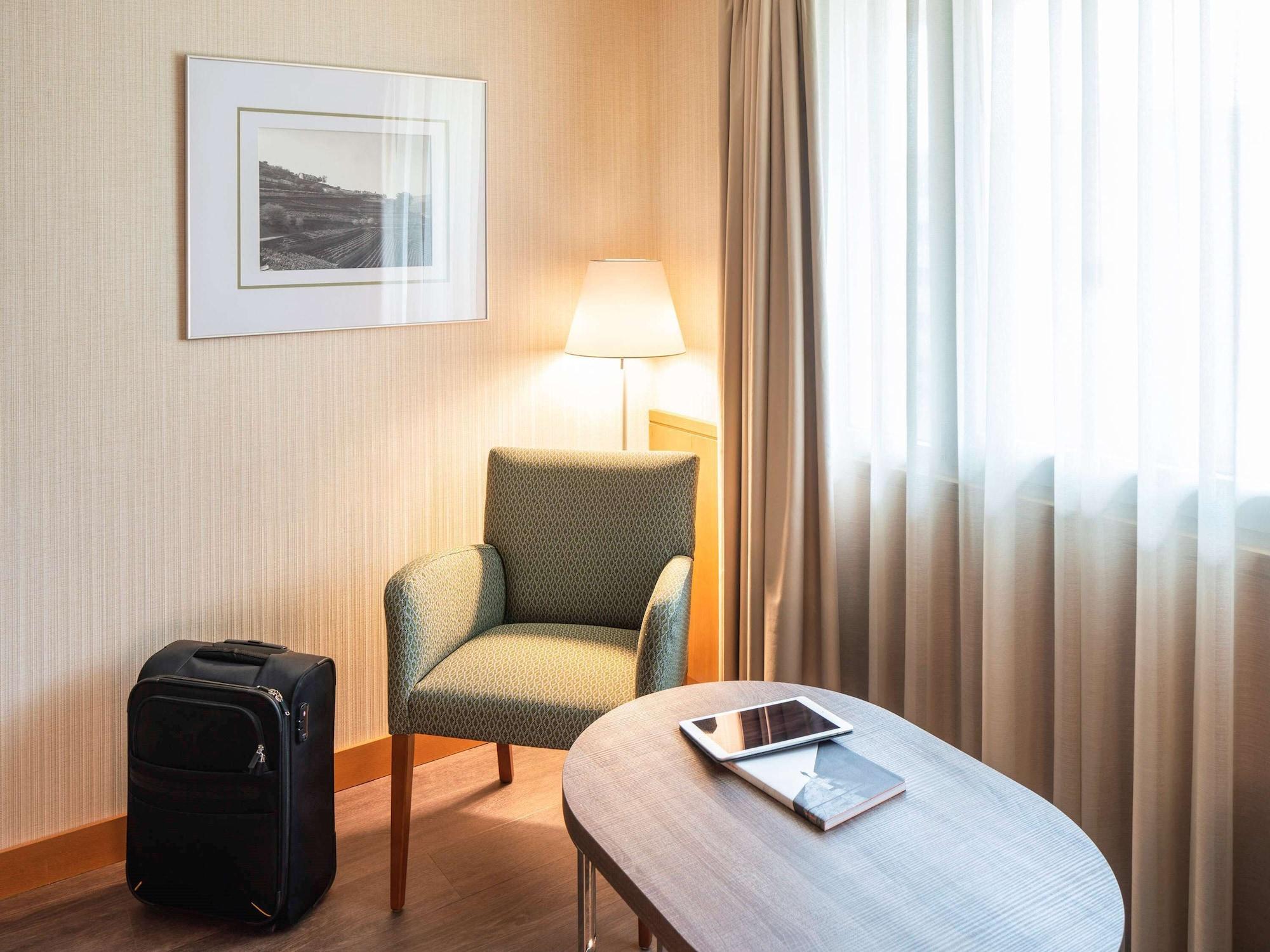 Hotel Mercure Porto Gaia Vila Nova de Gaia Bagian luar foto