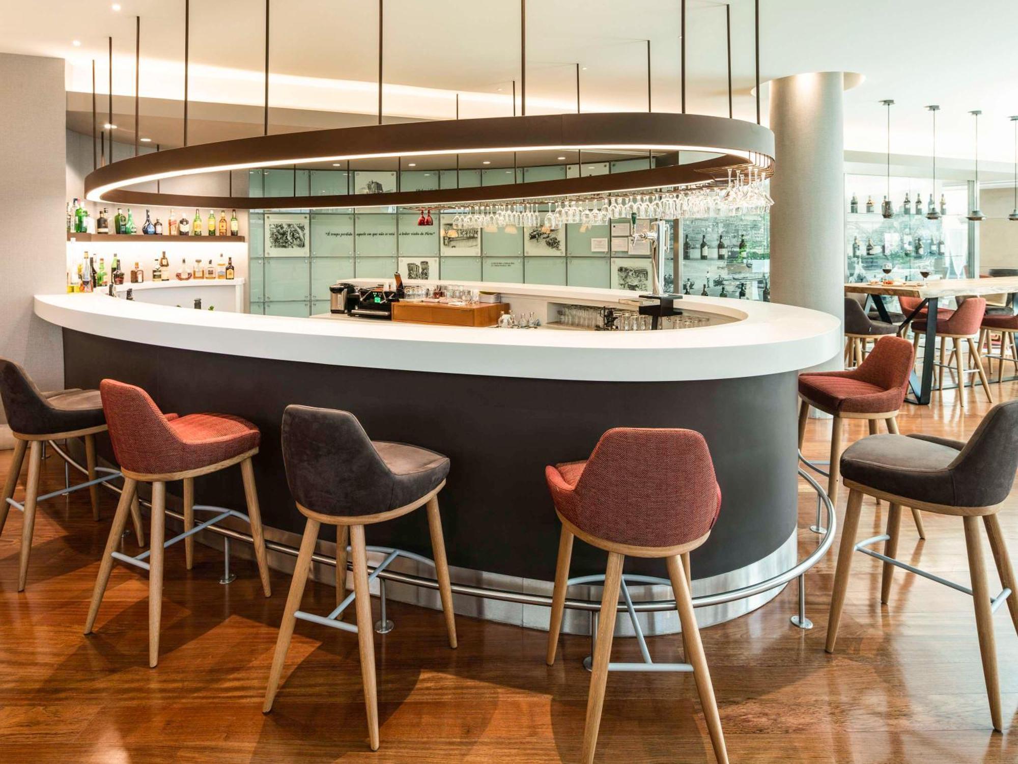 Hotel Mercure Porto Gaia Vila Nova de Gaia Bagian luar foto